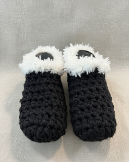Glory Gliders (Crochet Slipper) - Black